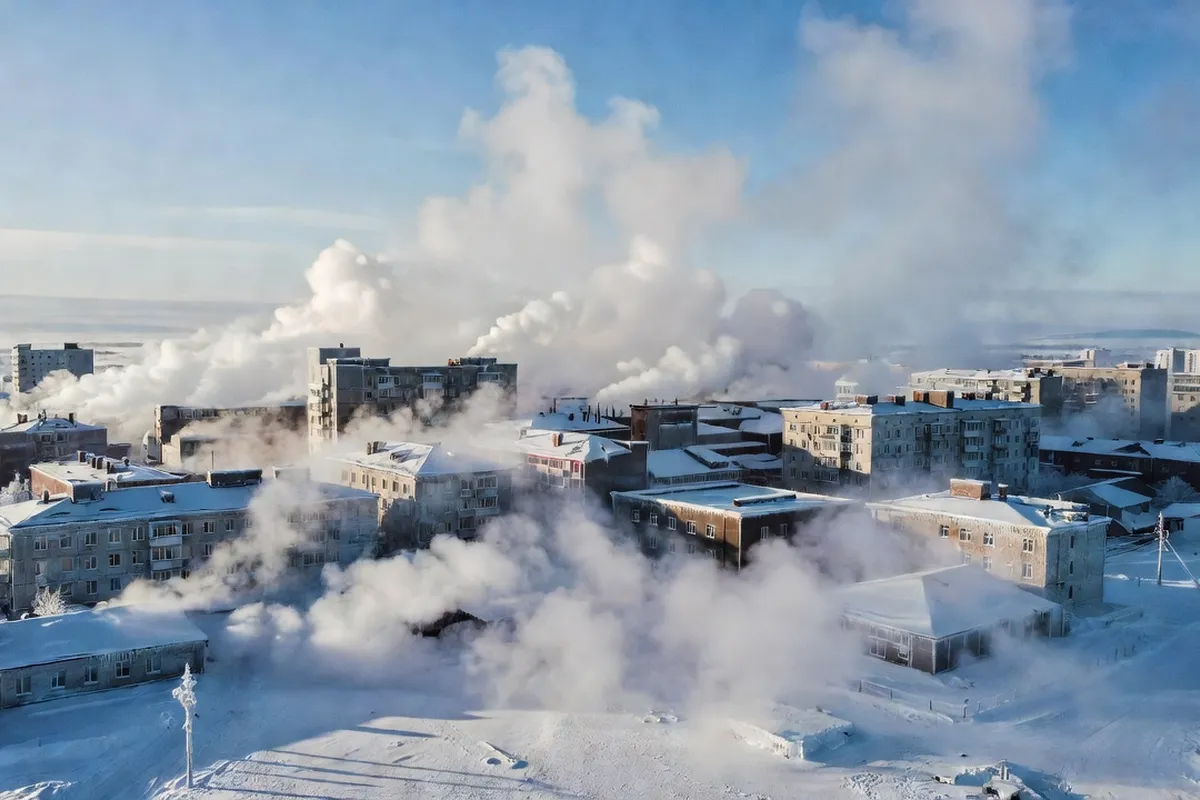 Yakoutsk 2026 : guide voyage dans le grand froid sibérien, -50°C et culture iakoute